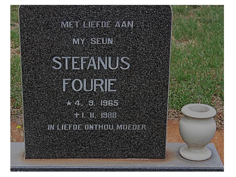 FOURIE Stefanus 1965-1988