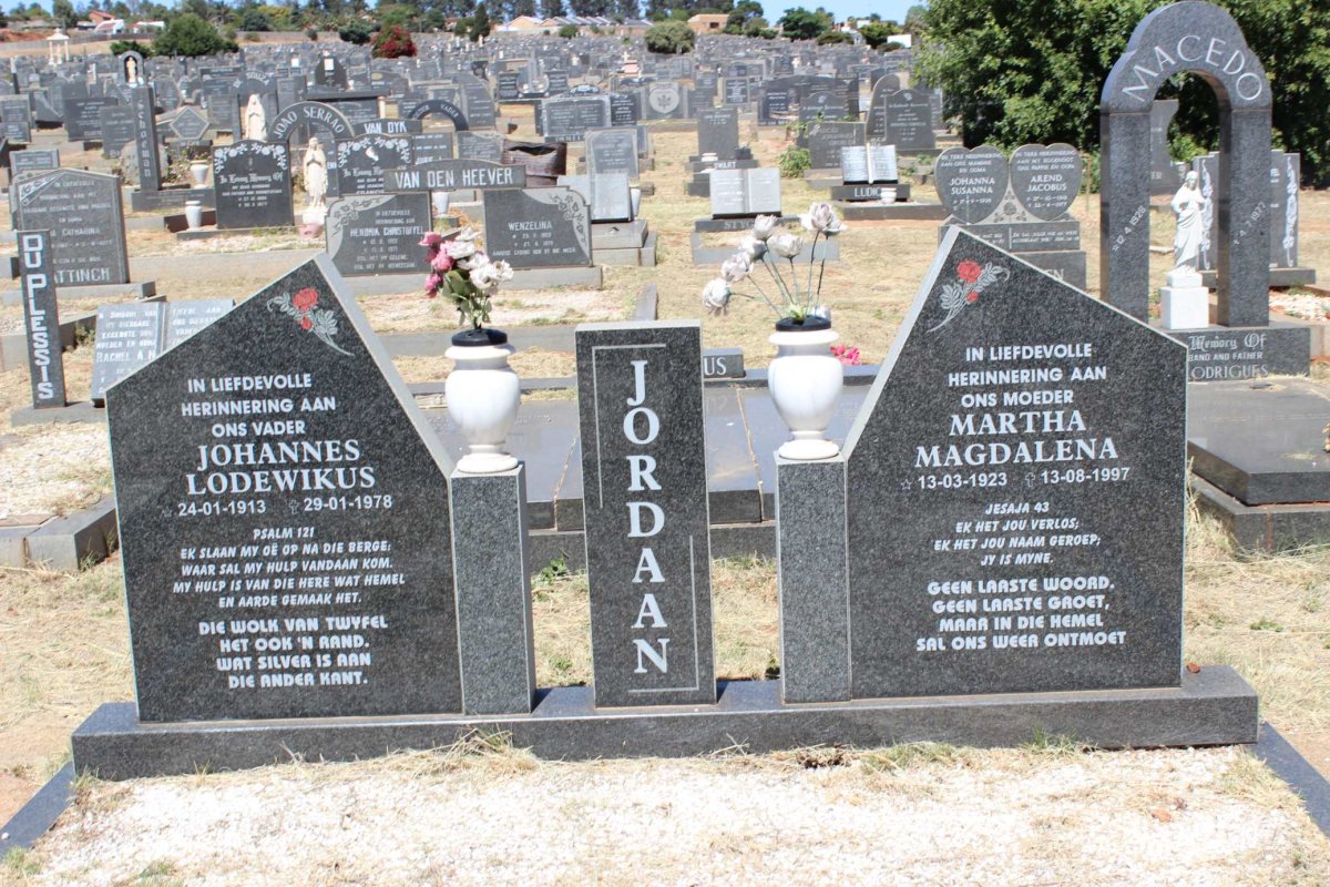 JORDAAN Johannes Lodewikus 1913-1978 &amp; Martha Magdalena 1923-1997