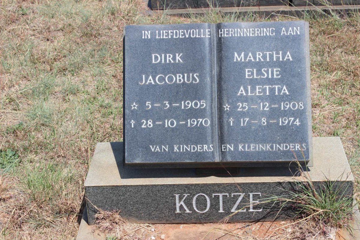 KOTZE Dirk Jacobus 1905-1970 &amp; Martha Elsie Aletta 1908-1974
