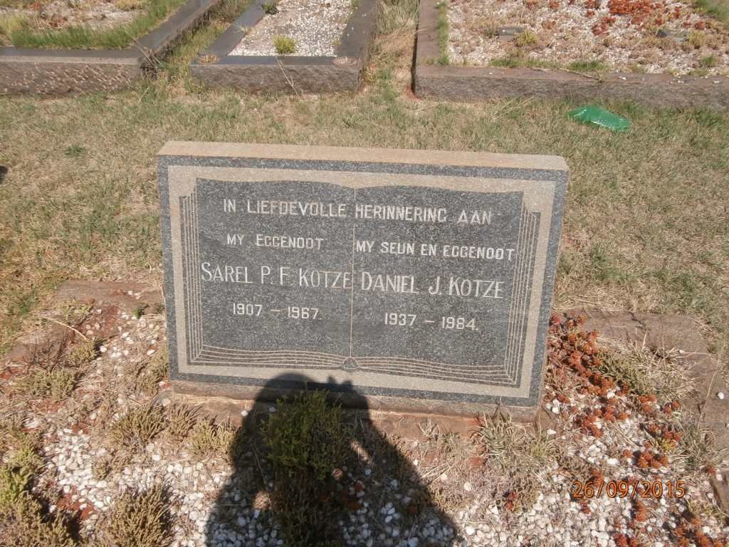 KOTZE Sarel P.F. 1907-1967 :: KOTZE Daniel J. 1937-1984