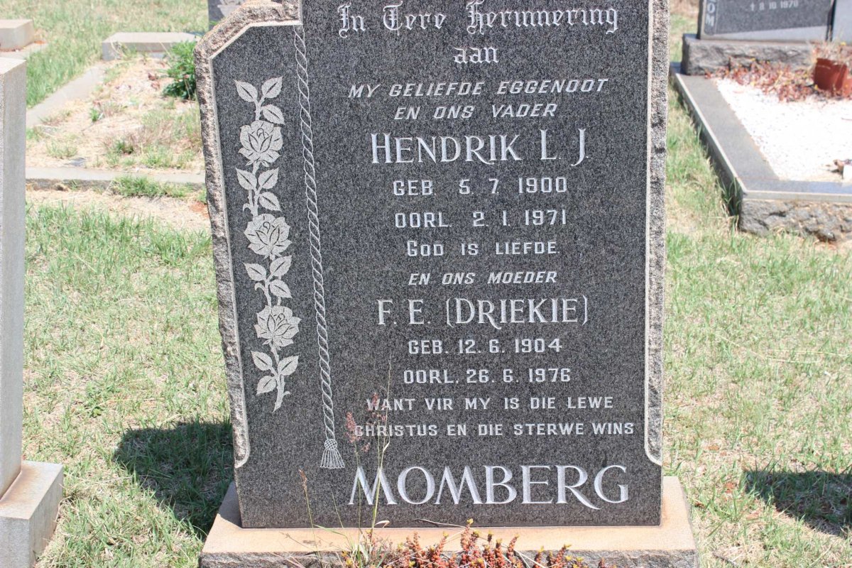 MOMBERG Hendrik L.J. 1900-1971 &amp; F.E. 1904-1976