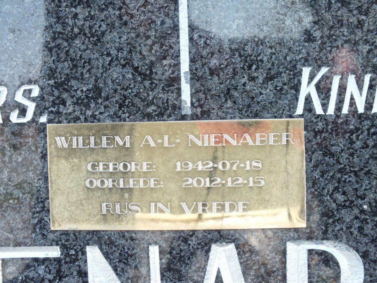 NIENABER Willem A.L. 1942-2012