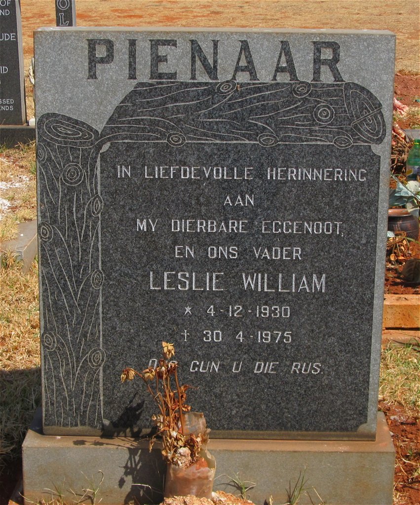 PIENAAR Leslie William 1930-1975