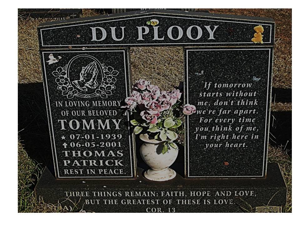 PLOOY Thomas Patrick, du 1939-2001