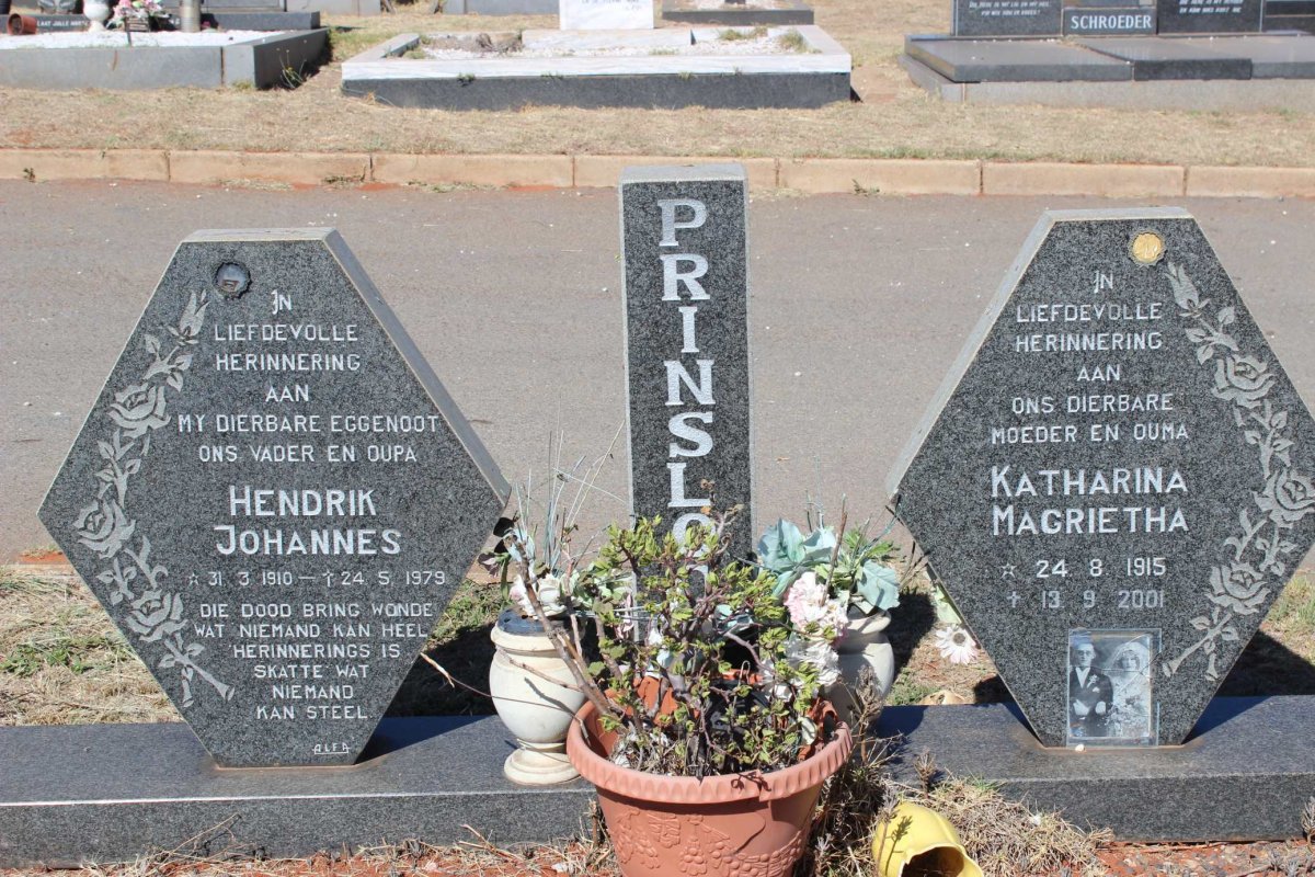PRINSLOO Hendrik Johannes 1910-1979 &amp; Katharina Magrietha 1915-2001