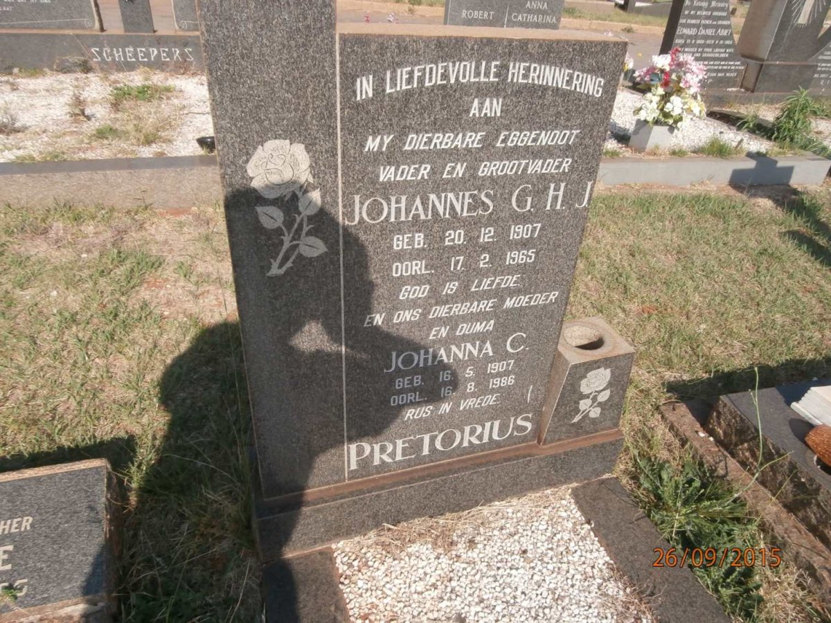 PRETORIUS Johannes G.H.J. 1907-1965 &amp; Johanna C. 1907-1986