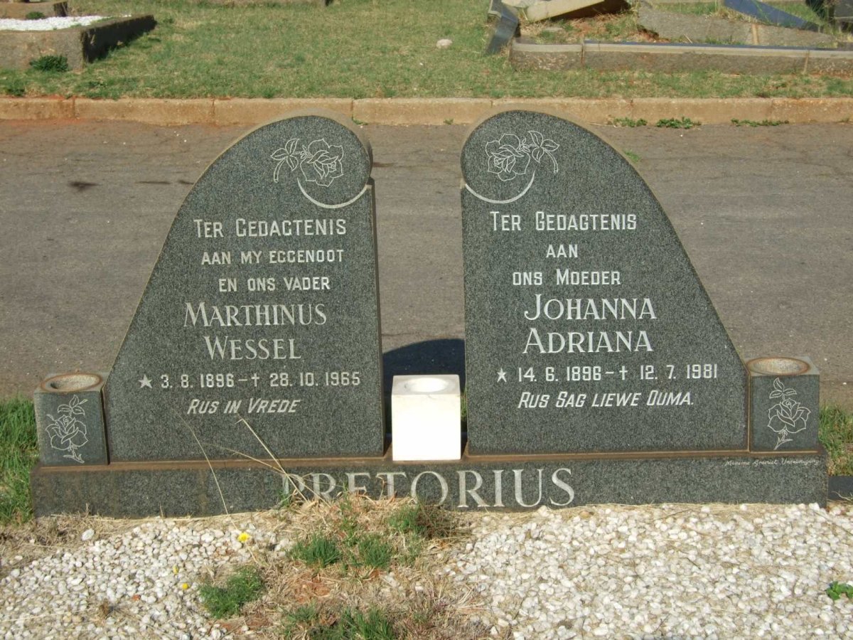 PRETORIUS Marthinus Wessel 1896-1965 &amp; Johanna Adriana 1896-1981