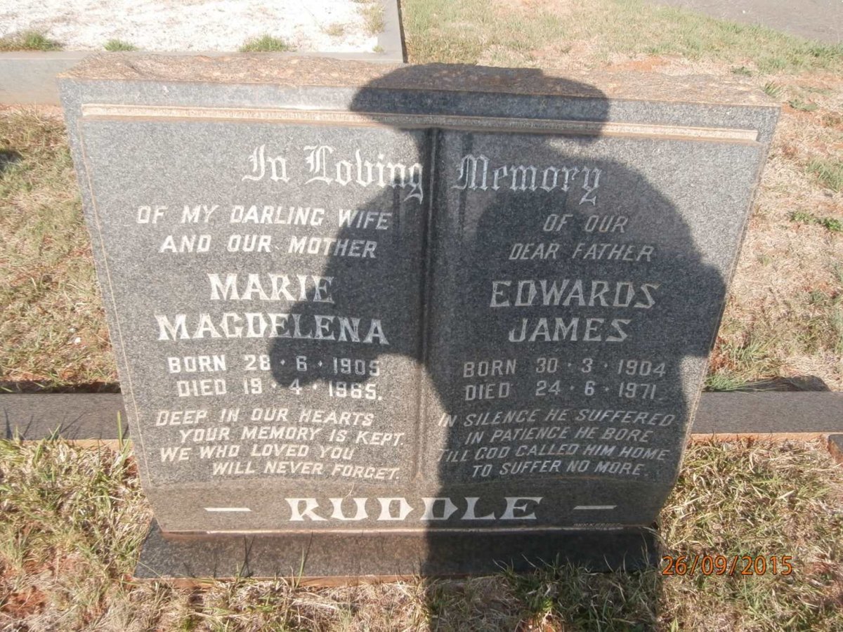 RUDDLE Edwards James 1904-1971 &amp; Marie Magdelena 1905-1965