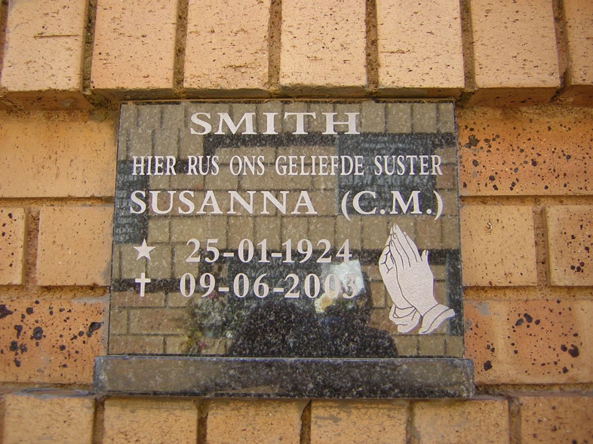 SMITH C.M. 1924-2003