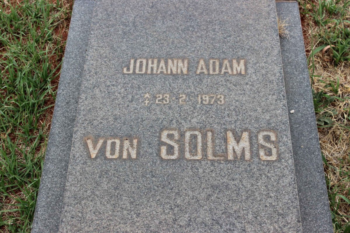 SOLMS Johann Adam, von 1973