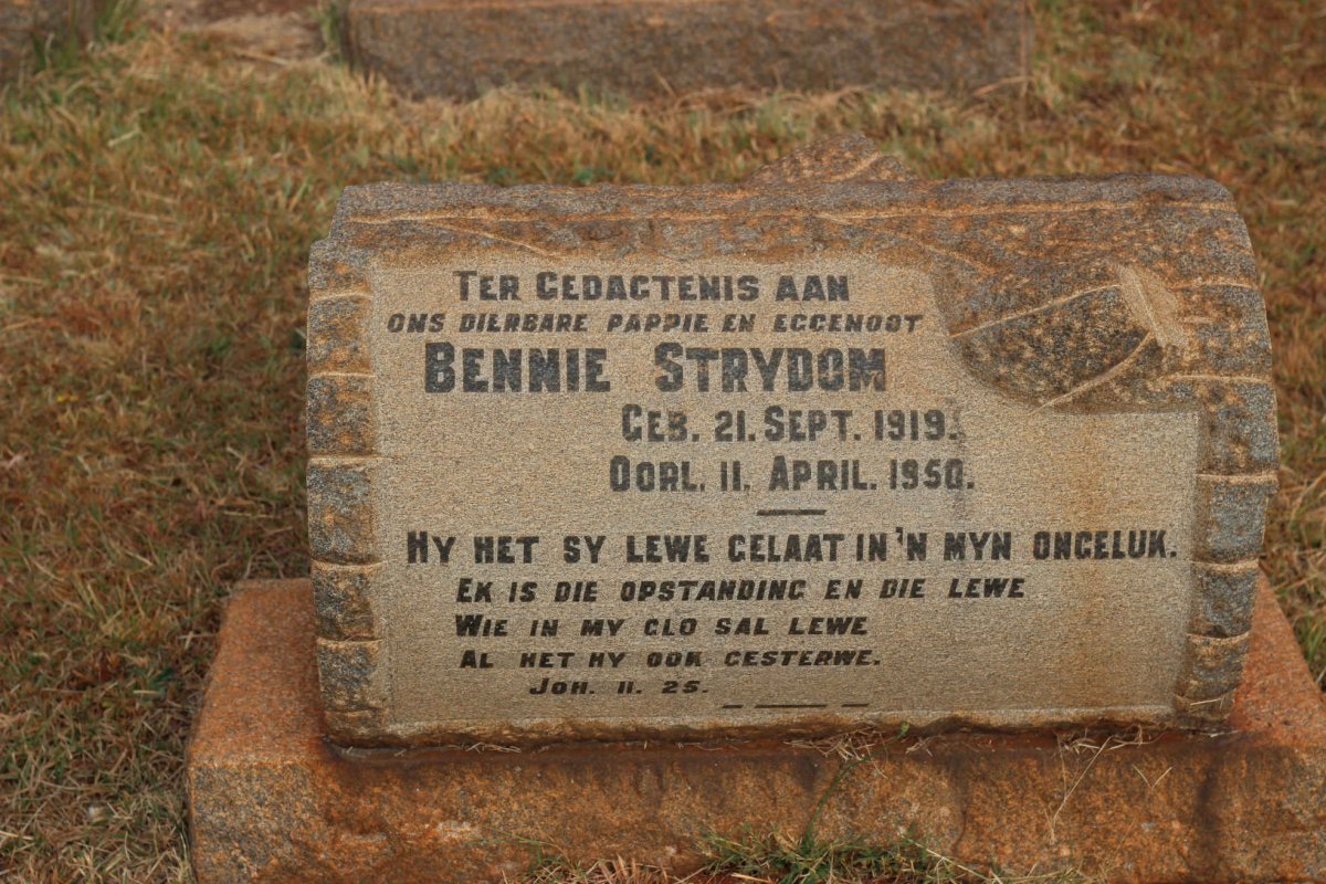 STRYDOM Bennie 1919-1950