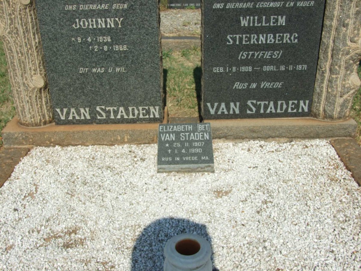 STADEN Willem Sternberg, van 1908-1971 &amp; Elizabeth 1907-1990 :: VAN STADEN Johnny 1936-1966