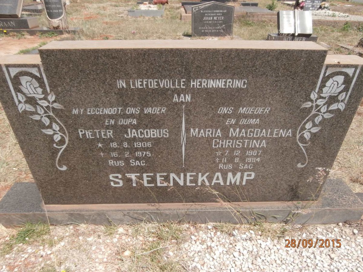 STEENEKAMP Pieter Jacobus 1906-1975 &amp; Maria Magdalena Christina 1907-1984