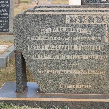 THOMPSON Robert Alexander 1895-1953 &amp; Emily Louisa 1908-1952