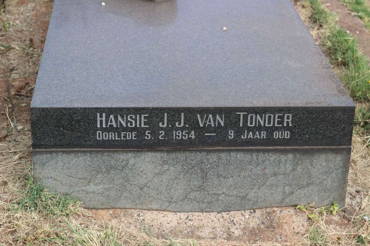 TONDER Hansie J.J., van -1954