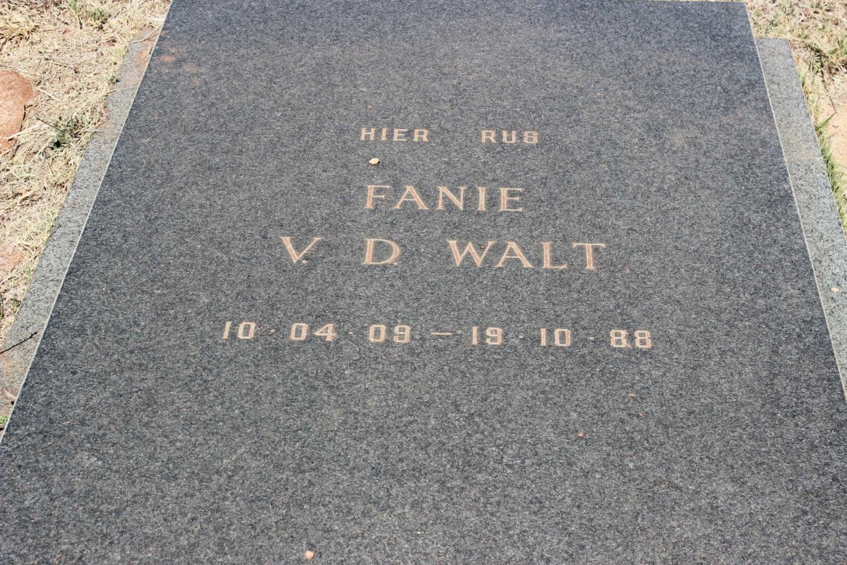 WALT Fanie, v.d. 1909-1988