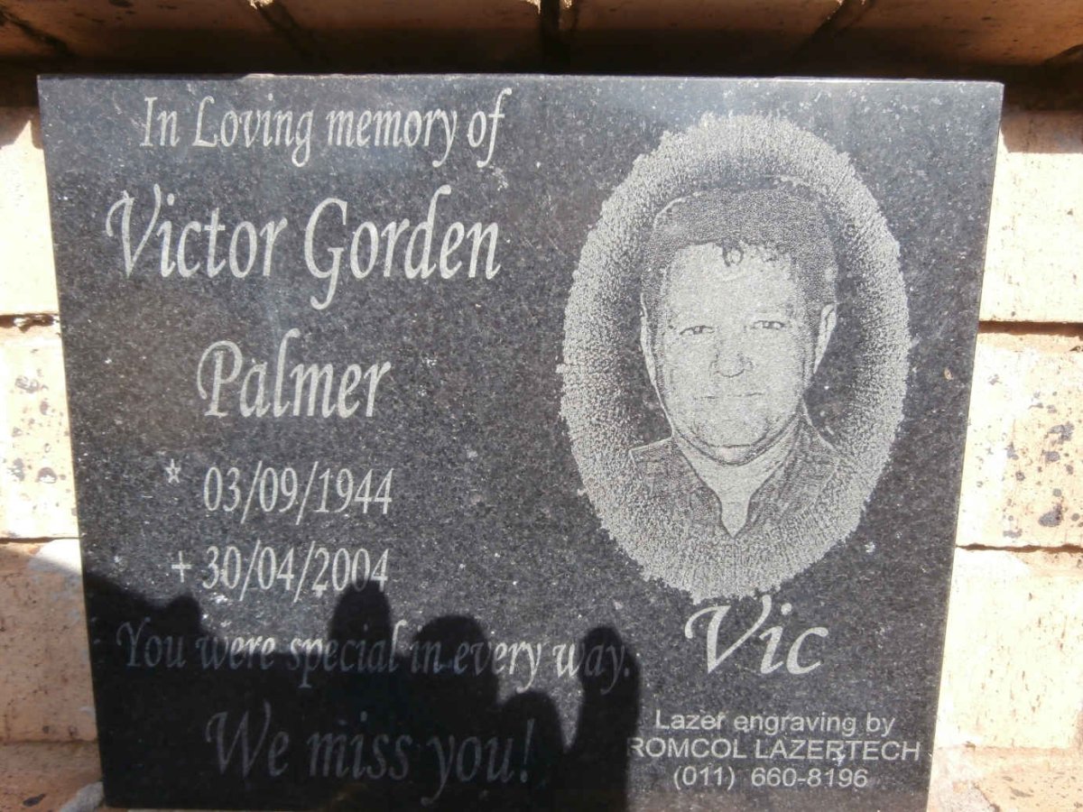 PALMER Victor Gordon 1944-2004
