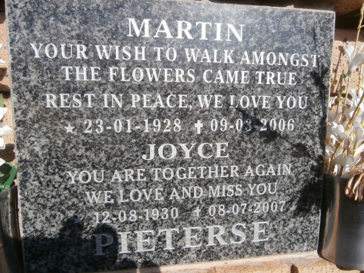 PIETERSE Martin 1928-2006 &amp; Joyce 1930-2007