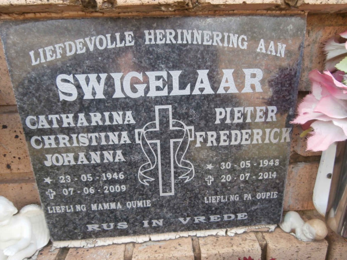 SWIGELAAR Pieter Frederick 1948-2014 &amp; Catharina Christina Johanna 1946-2009