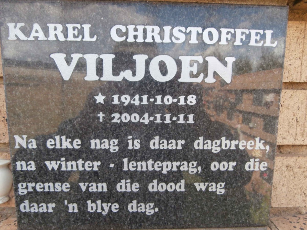 VILJOEN Karel Christoffel 1941-2004