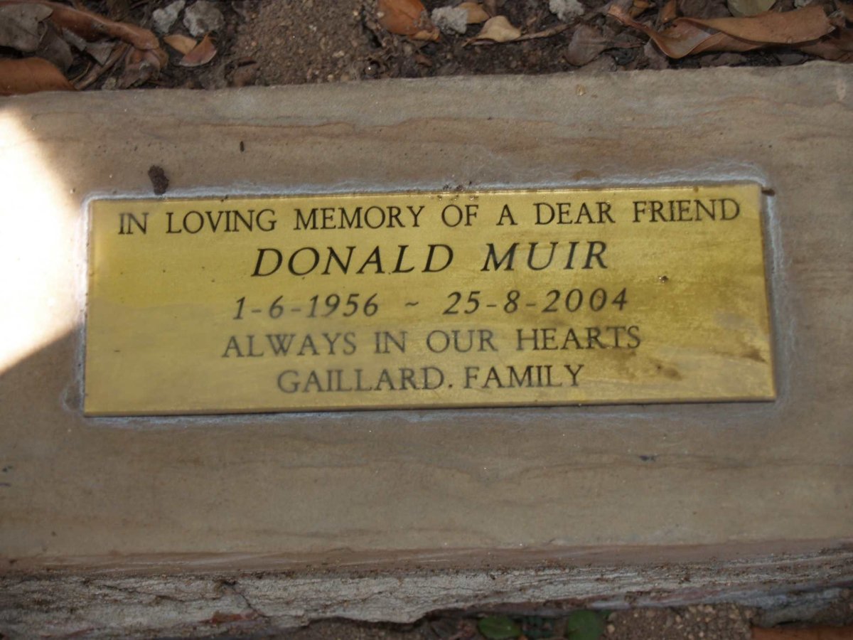 MUIR Donald 1956-2004