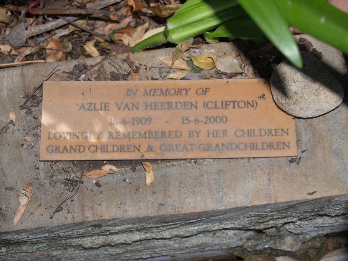 HEERDEN Azlie, van nee CLIFTON 1909-2000