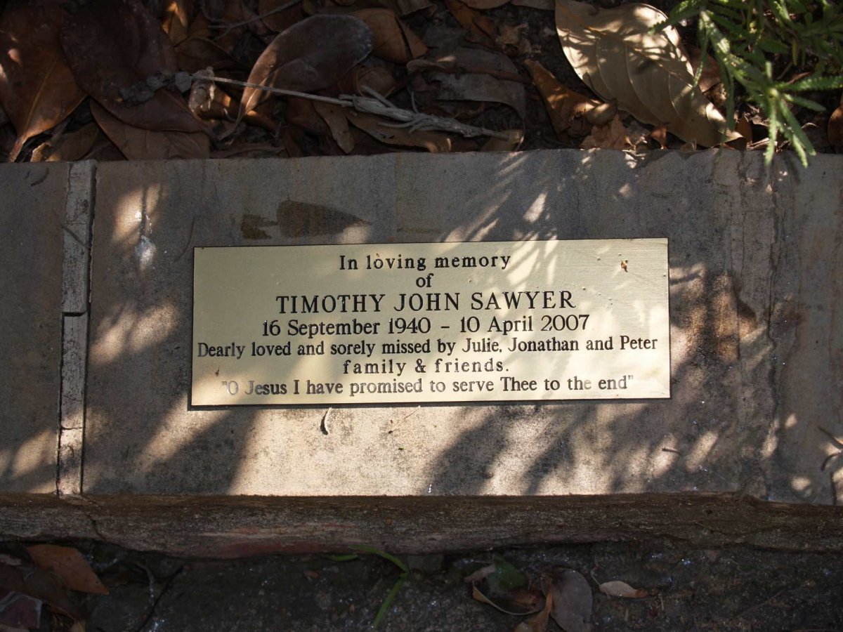 SAWYER Timothy John 1940-2007