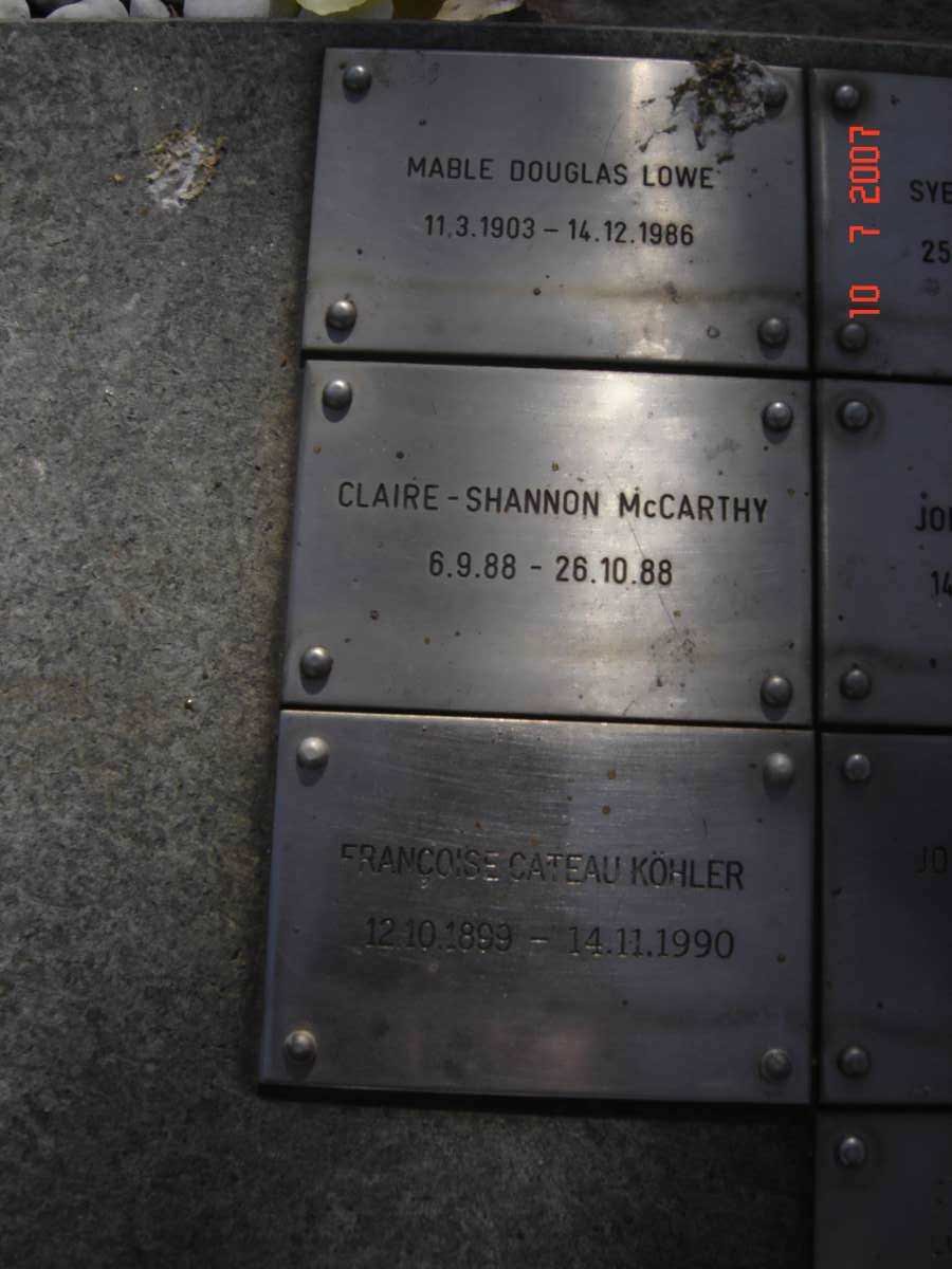 Plaque 1