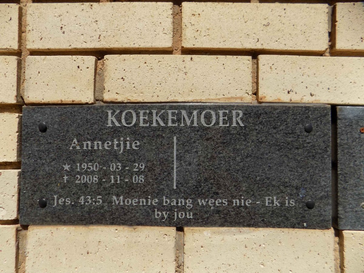 KOEKEMOER Annetjie 1950-2008