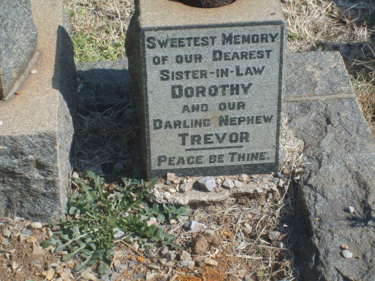 BYRNE Dorothy nee BRINK :: BYRNE Trevor