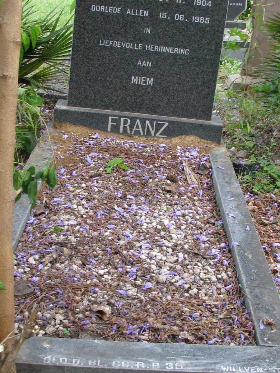 FRANZ Eileen nee MOCKE 1904-1985