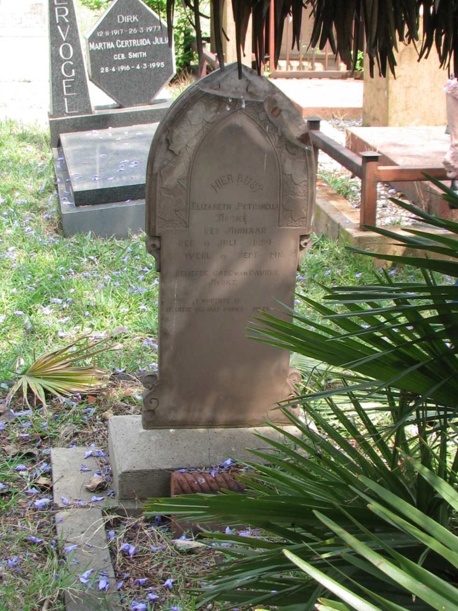 MOCKE Elizabeth Petronella nee MINNAAR 1859-1916