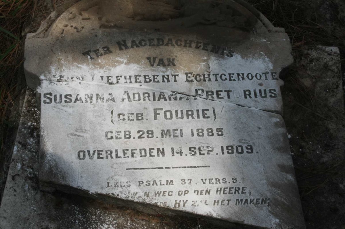 PRETORIUS Susanna Adriana nee FOURIE 1885-1909