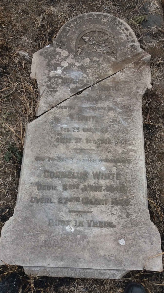 WHITE Cornelus 1840-1929 &amp; Antonette BEZUIDENHOUT 1846-1906