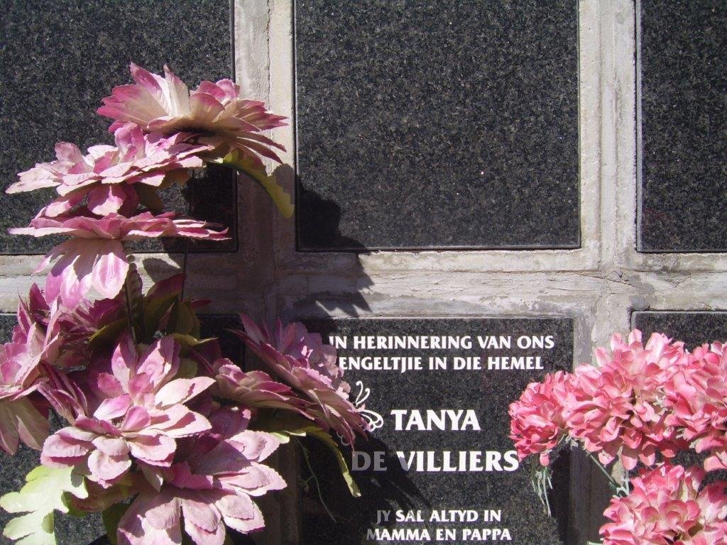 VILLIERS Tanya, de