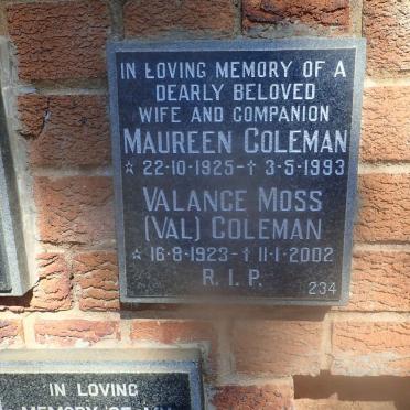 COLEMAN Valance Moss 1923-2002 &amp; Maureen 1925-1993