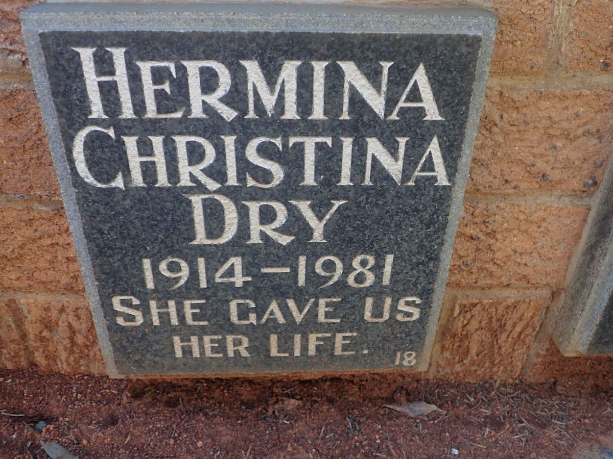 DRY Hermina Christina 1914-1981