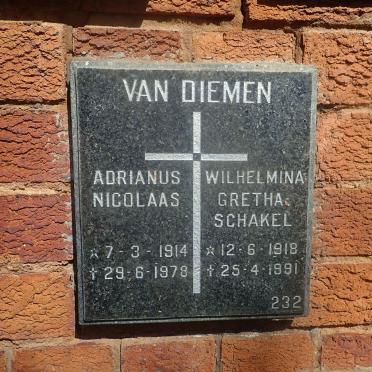 DIEMEN Adrianus Nicolaas, van 1914-1978 &amp; Wilhelmina Greta SCHAKEL 1918-1991