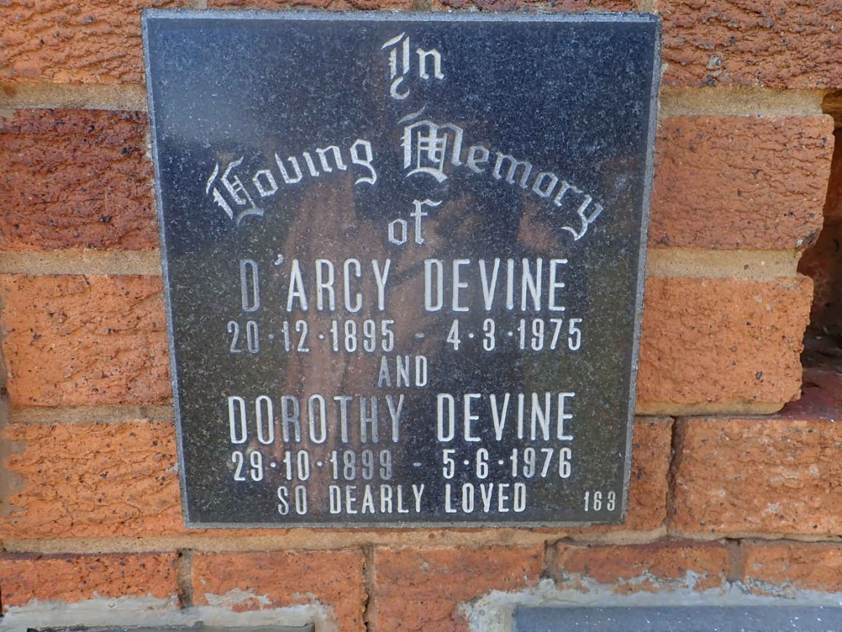 DEVINE D'Arcy 1895-1975 &amp; Dorothy 1899-1976