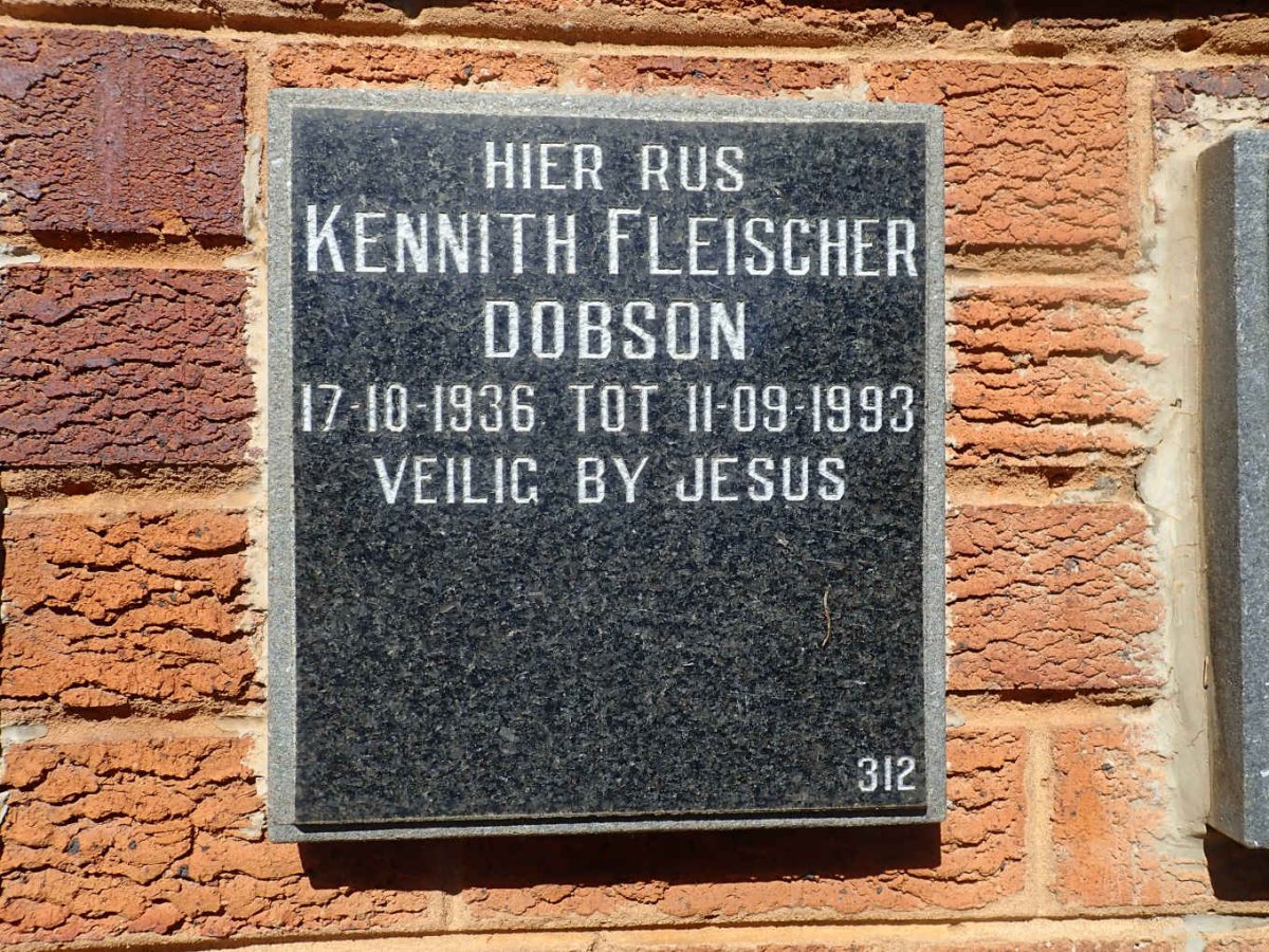DOBSON Kennith Fleischer 1936-1993