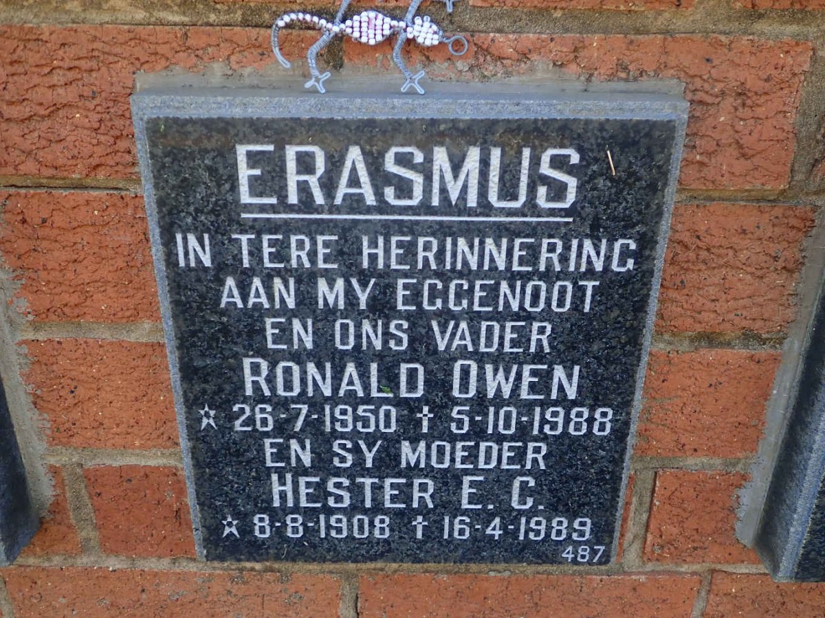 ERASMUS Hester E.C. 1908-1989 :: ERASMUS Ronald Owen 1950-1988