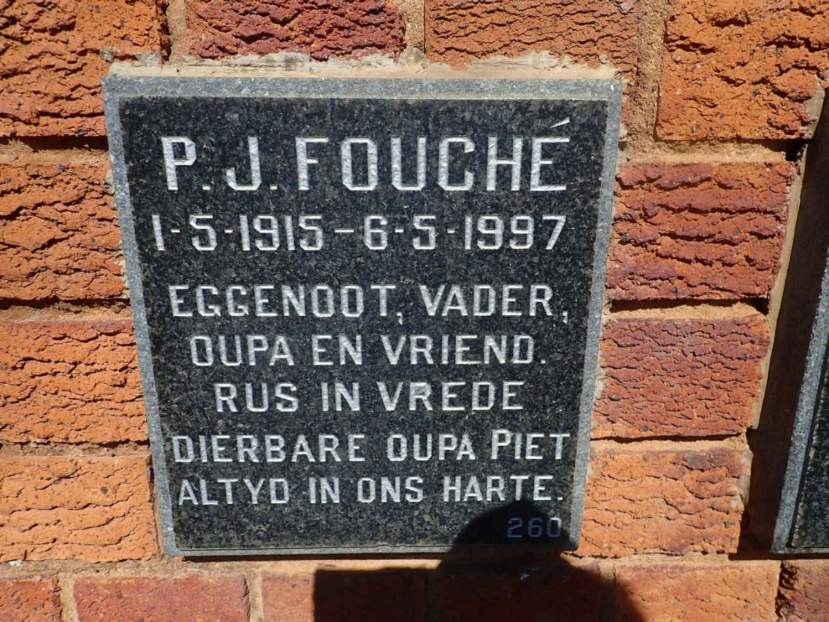 FOUCHE P.J. 1915-1997