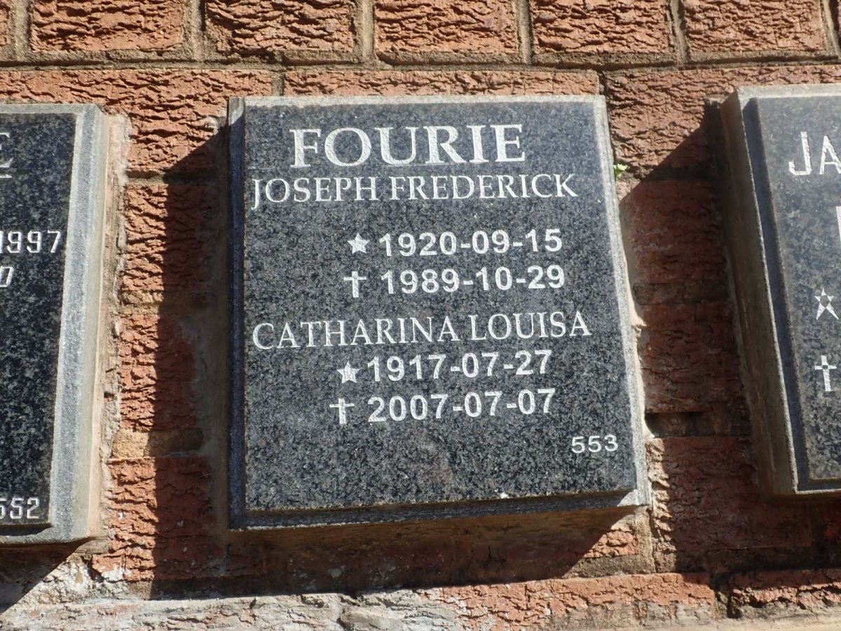 FOURIE Joseph Frederick 1920-1989 &amp; Catharina Louisa 1917-2007