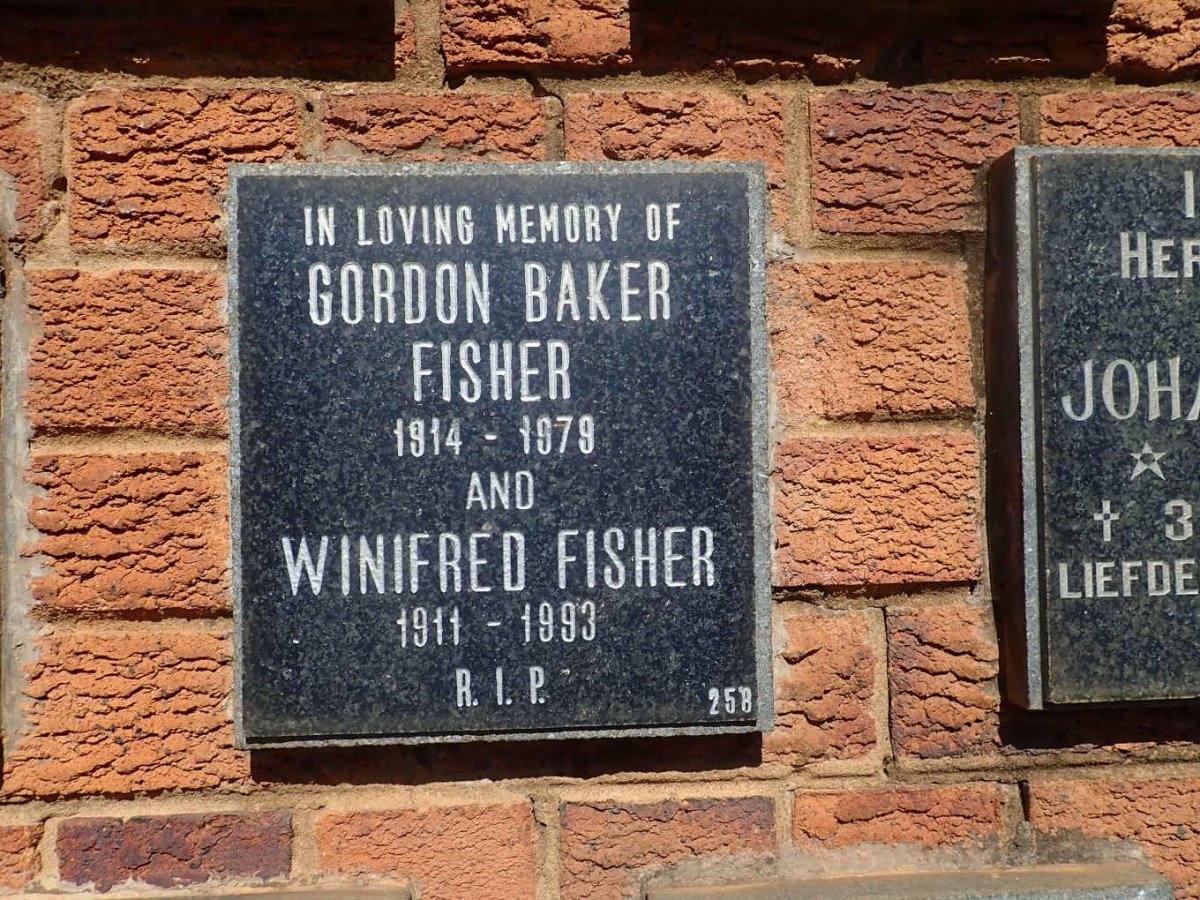 FISHER Gordon Baker 1914-1979 &amp; Winifred 1911-1993