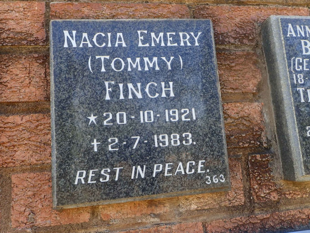 FINCH Nacia Emery 1921-1983