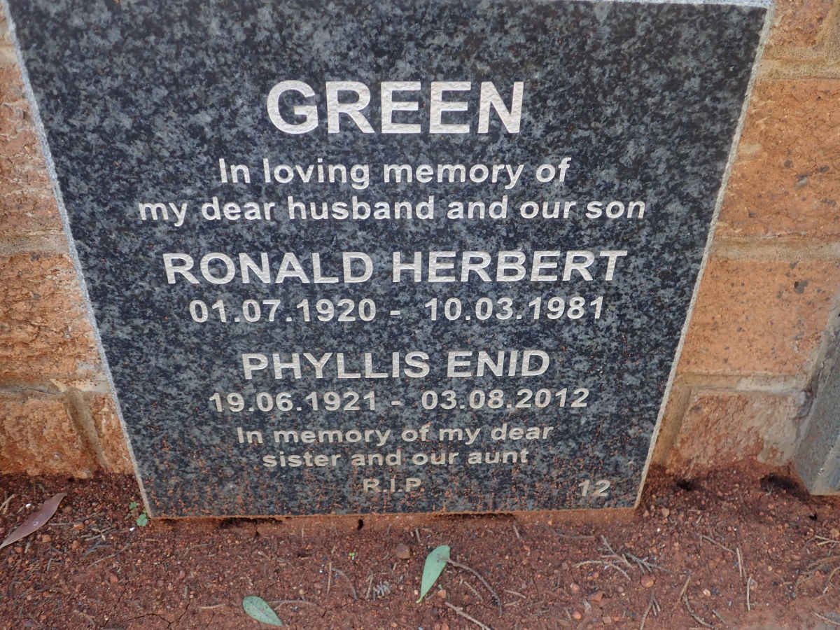 GREEN Ronald Herbert 1920-1981 &amp; Phyllis Enid 1921-2012