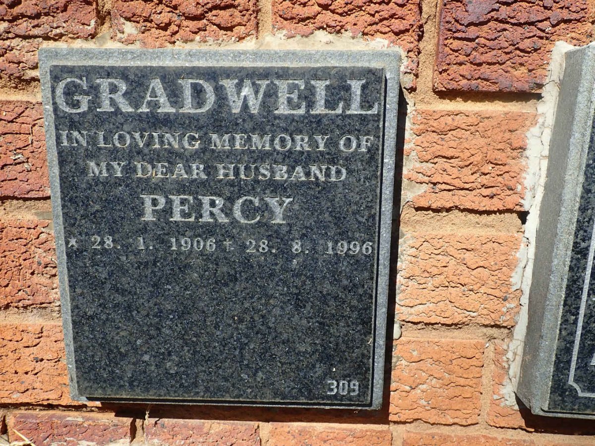 GRADWELL Percy 1906-1996