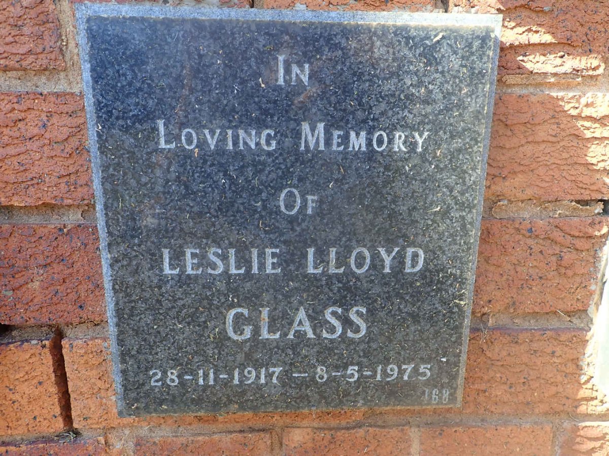 GLASS Leslie Lloyd 1917-1975
