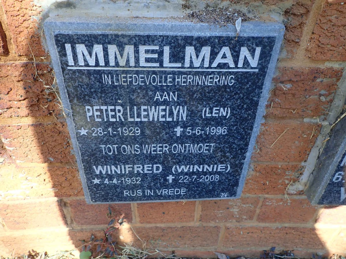 IMMELMAN Peter Llewelyn 1929-1996 &amp; Winifred 1932-2008