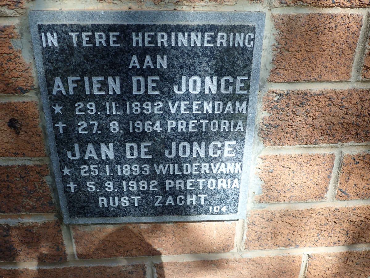 JONGE Jan, de 1893-1982 &amp; Afien 1892-1964